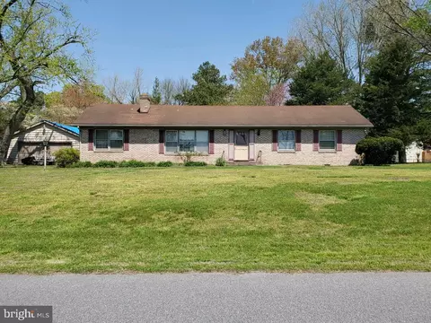 1505 Woodridge Dr, Salisbury, MD 21804