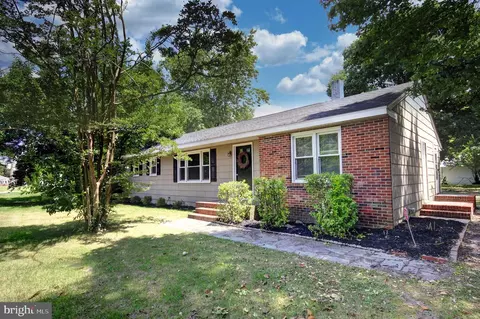 1517 S Division St, Salisbury, MD 21804
