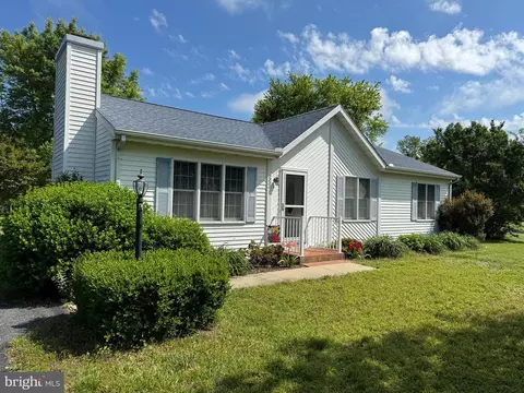 1702 Greentree Dr, Salisbury, MD 21804
