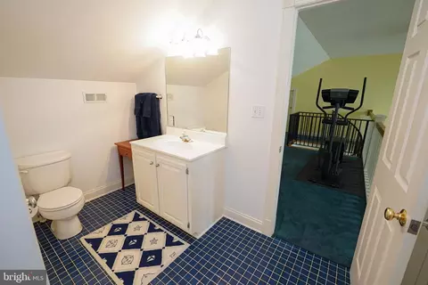 Bath - 20240 Nanticoke Rd, Nanticoke, MD 21840 photo 4 of 4