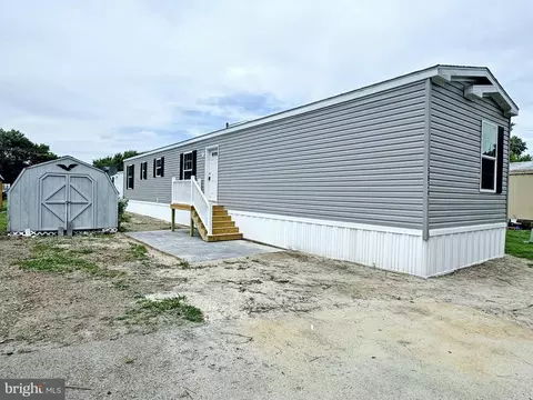 5834 Bay St, Salisbury, MD 21801