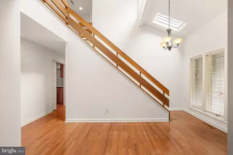Entry Way - 704 Burning Tree Cir, Salisbury, MD 21801 photo 5 of 10