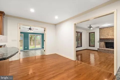 Living - 704 Burning Tree Cir, Salisbury, MD 21801 photo 4 of 8