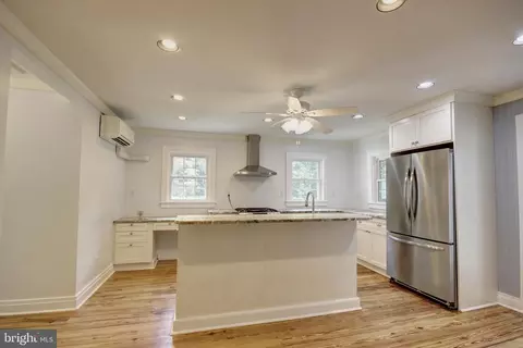 Kitchen - 23819 Nanticoke Rd, Quantico, MD 21856 photo 3 of 3