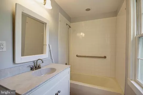 Bath - 23819 Nanticoke Rd, Quantico, MD 21856 photo 2 of 2