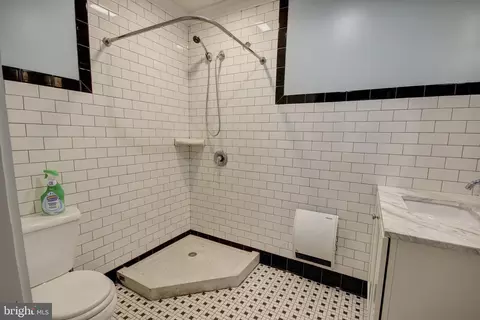 Bath - 23819 Nanticoke Rd, Quantico, MD 21856 photo 1 of 2