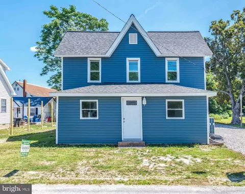 303 E Walnut St, Hebron, MD 21830