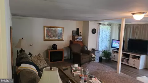 7955 Belle Ave, Hebron, MD 21830 photo 3