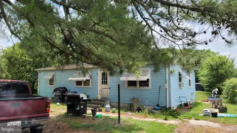7955 Belle Ave, Hebron, MD 21830
