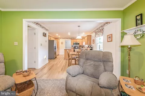 Entry Way - 6055 Bridle Ct, Salisbury, MD 21801 photo 2 of 2