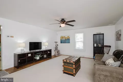 Living - 418 E State St, Delmar, MD 21875 photo 1 of 2