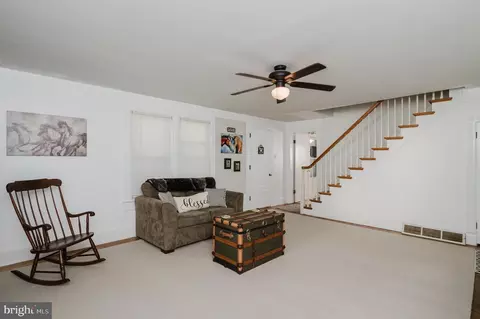 Living - 418 E State St, Delmar, MD 21875 photo 2 of 2