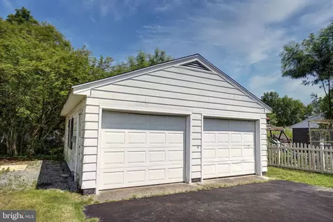Exterior - 305 Wyman Dr, Salisbury, MD 21804 photo 4 of 5