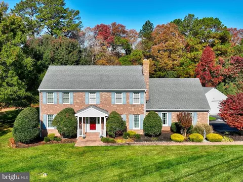 30602 Foxchase Dr, Salisbury, MD 21804