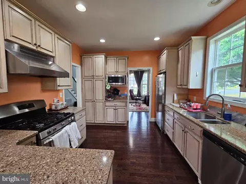 1410 E Upland Dr, Salisbury, MD 21801 photo 6
