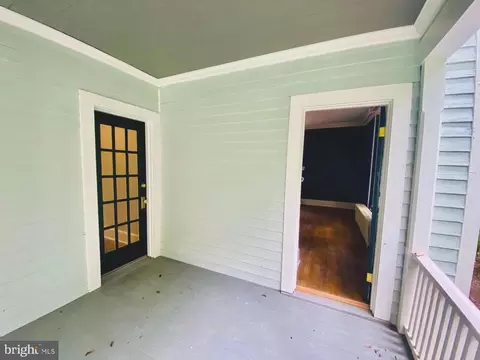 Exterior - 104 E William St, Salisbury, MD 21801 photo 5 of 11