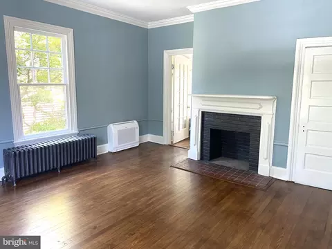 Living - 104 E William St, Salisbury, MD 21801 photo 9 of 9