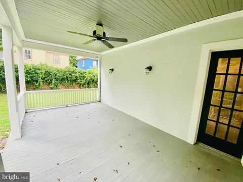 Exterior - 104 E William St, Salisbury, MD 21801 photo 4 of 11