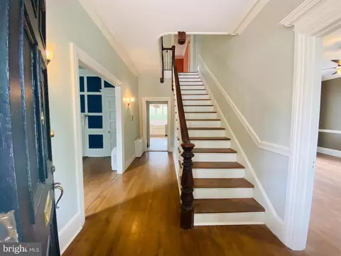Entry Way - 104 E William St, Salisbury, MD 21801 photo 1 of 12