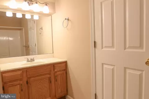 Bath - 29459 Windy Hill Cir, Delmar, MD 21875 photo 4 of 4