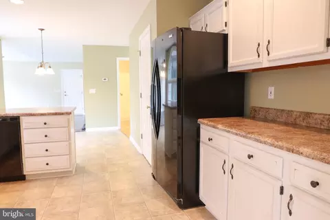 Entry Way - 29459 Windy Hill Cir, Delmar, MD 21875 photo 3 of 6