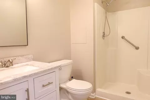 Bath - 29459 Windy Hill Cir, Delmar, MD 21875 photo 1 of 4