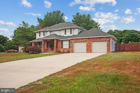 6156 Westbrooke Dr, Salisbury, MD 21801 photo 2