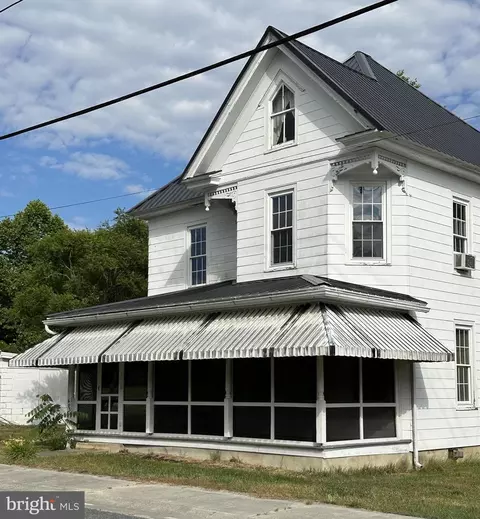 605 State St, Sharptown, MD 21861