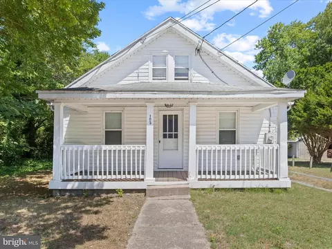 102 Chestnut St, Fruitland, MD 21826