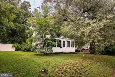 Exterior - 722 Jackson St, Salisbury, MD 21804 photo 2 of 2