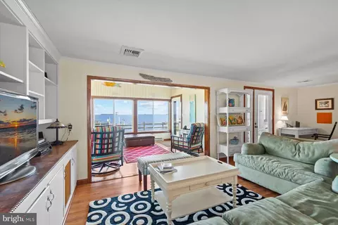 Living - 4458 Sunset Dr, Tyaskin, MD 21865 photo 3 of 5