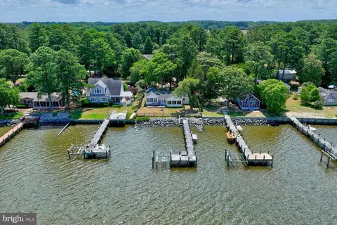 4458 Sunset Dr, Tyaskin, MD 21865