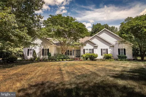 7475 E Longfield Dr, Hebron, MD 21830