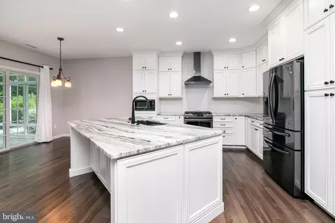 Kitchen - 7475 E Longfield Dr, Hebron, MD 21830 photo 2 of 5
