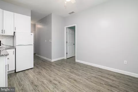 Entry Way - 7475 E Longfield Dr, Hebron, MD 21830 photo 4 of 4