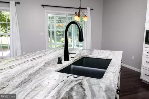 Kitchen - 7475 E Longfield Dr, Hebron, MD 21830 photo 3 of 5