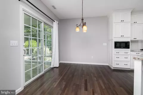 Entry Way - 7475 E Longfield Dr, Hebron, MD 21830 photo 2 of 4