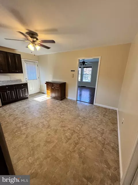 Entry Way - 723 Ebenezer Dr, Salisbury, MD 21801 photo 1 of 3
