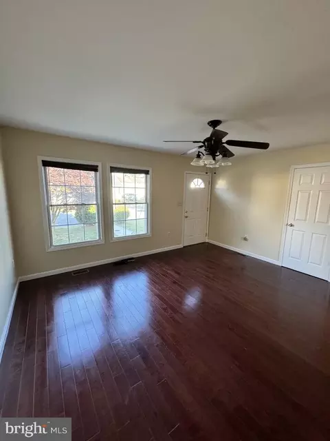 Living - 723 Ebenezer Dr, Salisbury, MD 21801 photo 1 of 3