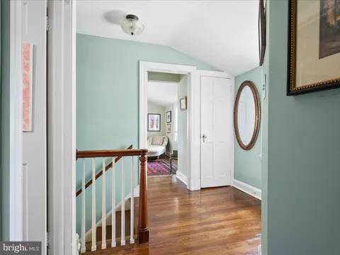Entry Way - 431 Somerset Ave, Salisbury, MD 21801 photo 7 of 12