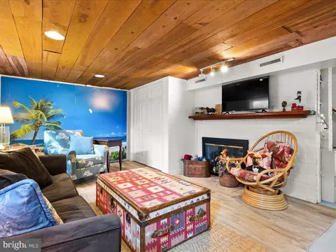 Living - 431 Somerset Ave, Salisbury, MD 21801 photo 9 of 9
