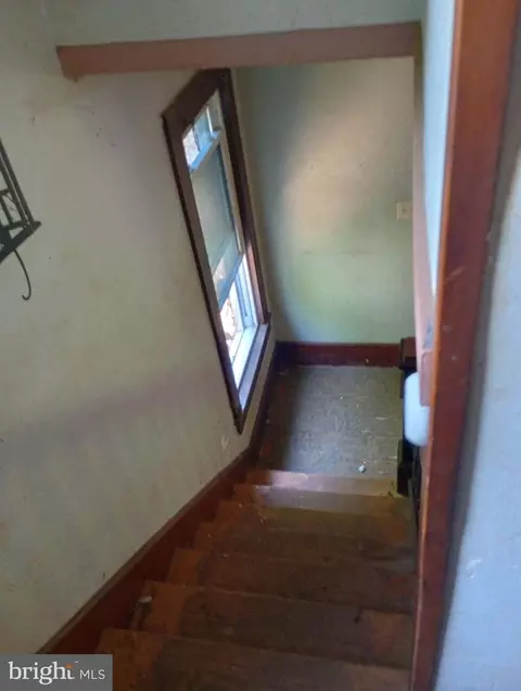 602 S Memorial Dr, Delmar, MD 21875 photo 8
