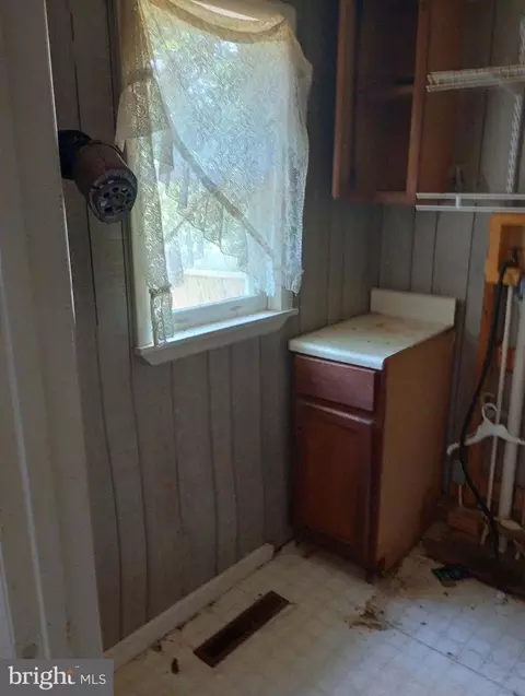 602 S Memorial Dr, Delmar, MD 21875 photo 30