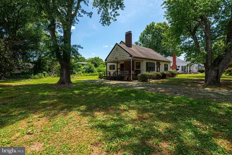 Exterior - 111 Greenmount Ave, Salisbury, MD 21804 photo 1 of 6