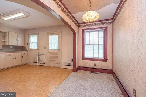 Dining - 111 Greenmount Ave, Salisbury, MD 21804 photo 1 of 1