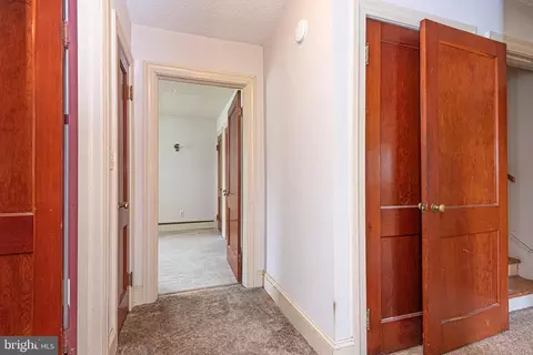 Entry Way - 111 Greenmount Ave, Salisbury, MD 21804 photo 4 of 11