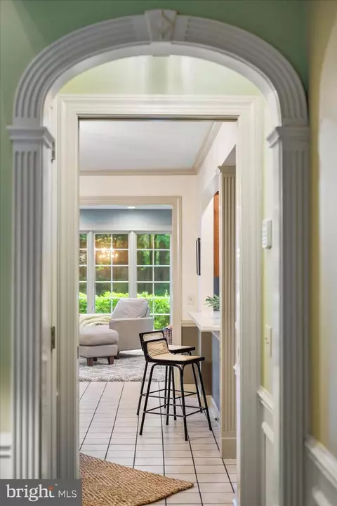 Entry Way - 607 Indian Ln, Salisbury, MD 21801 photo 6 of 13