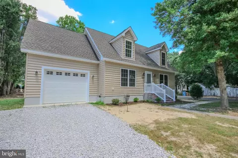 225 Lakewood Dr, Salisbury, MD 21804