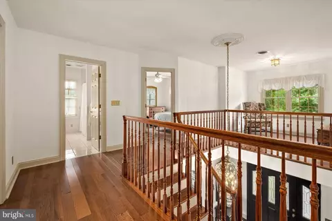 Entry Way - 5207 Duck Crossing Ln, Salisbury, MD 21801 photo 8 of 10