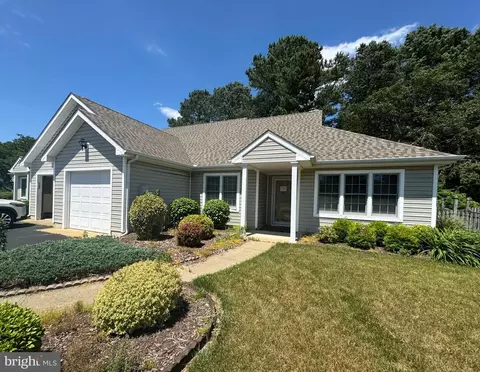 904 W Schumaker Manor Dr, Salisbury, MD 21804
